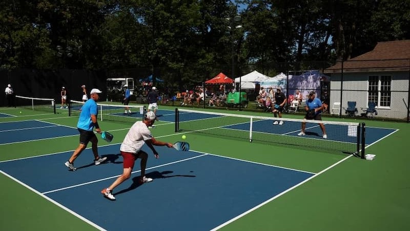 Hướng dẫn thành viên tham gia chơi Pickleball